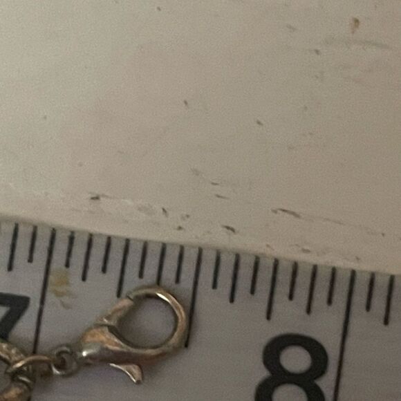 7.5” silver tone bracelet 4 simulated pearl charms 2 heart charms 2 medallions - Picture 8 of 9